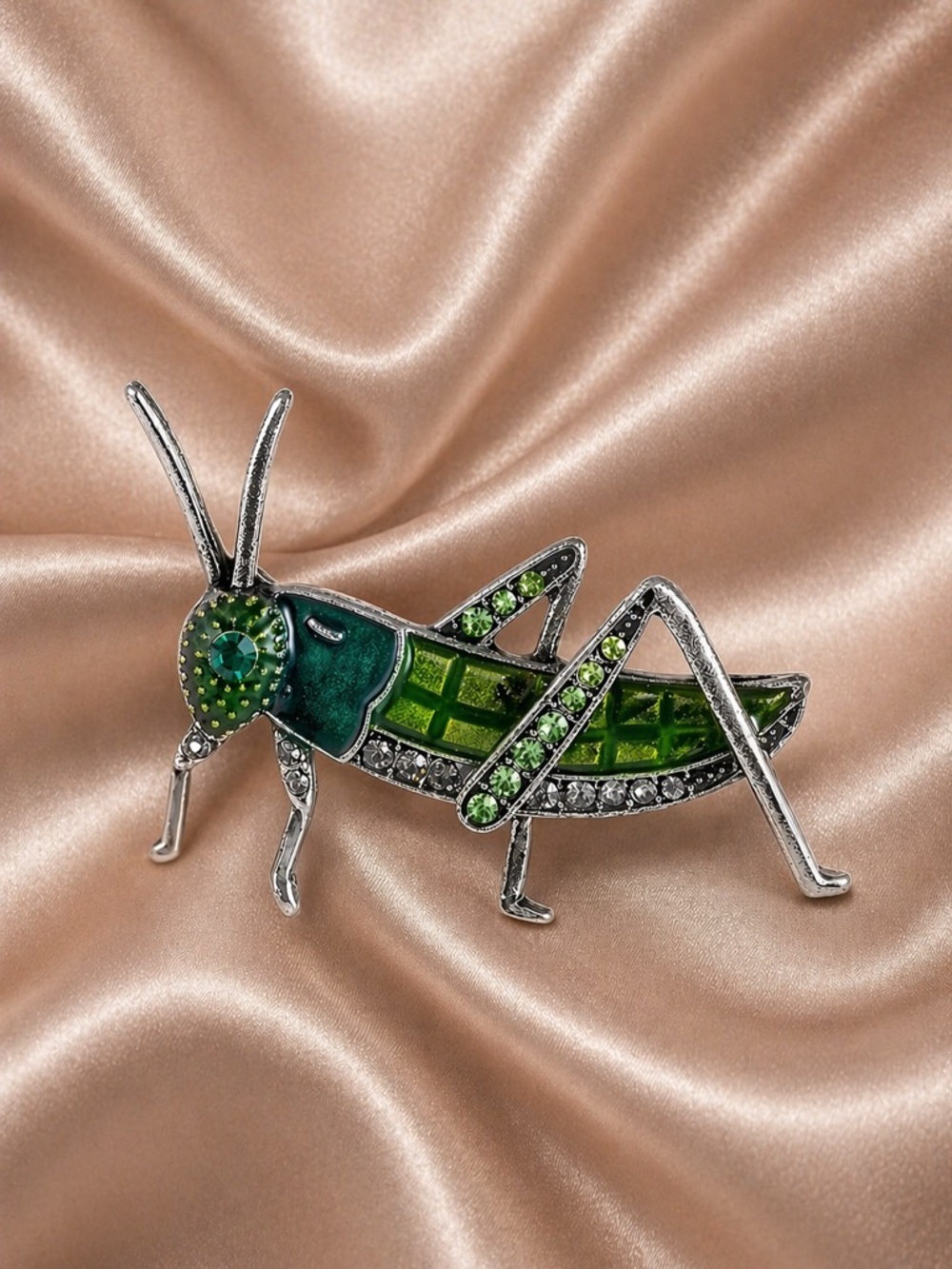 Emerald Green Grasshopper Crystal Brooch - Picture 3 of 7